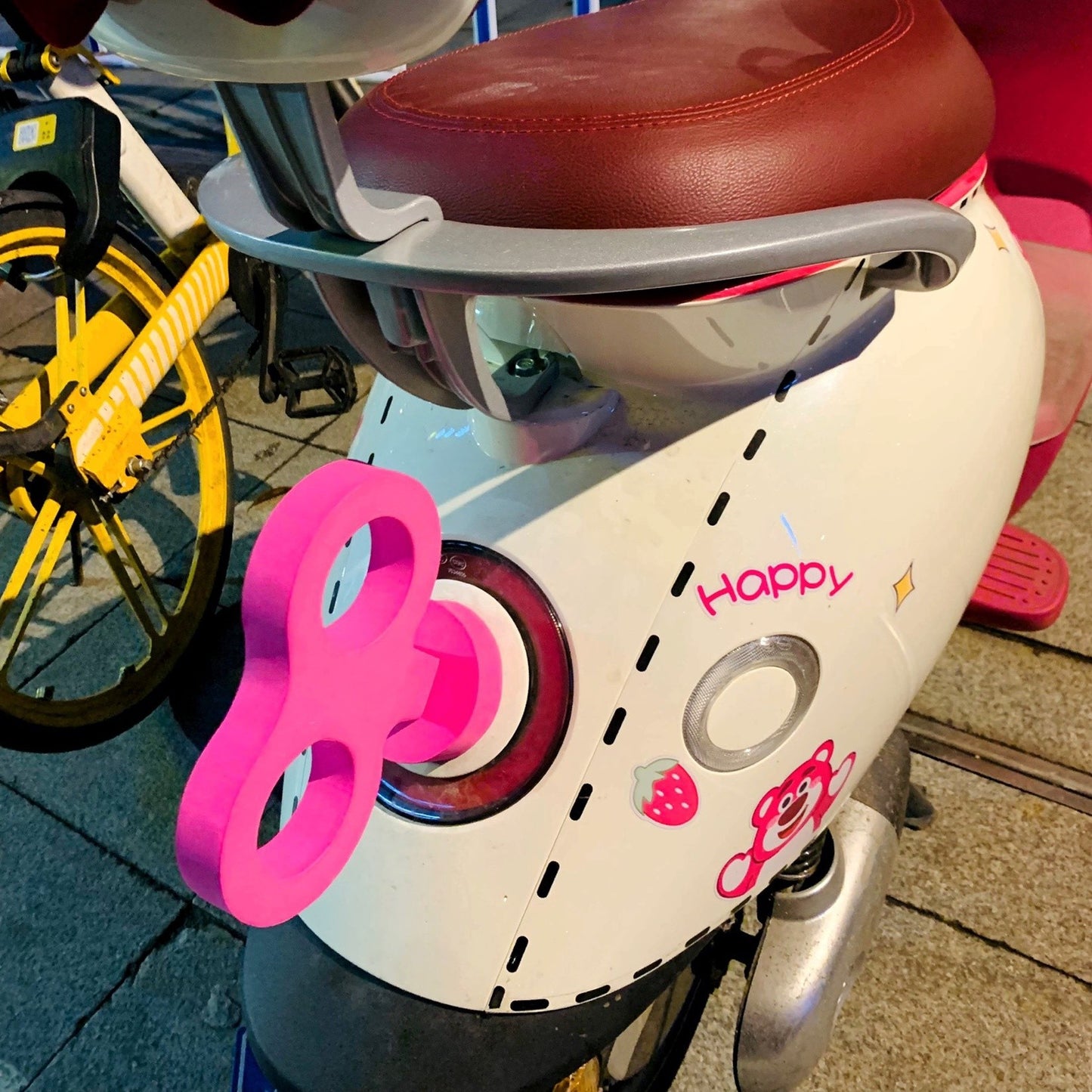 Cute Clockwork Key Sponge Aesthetic Modification