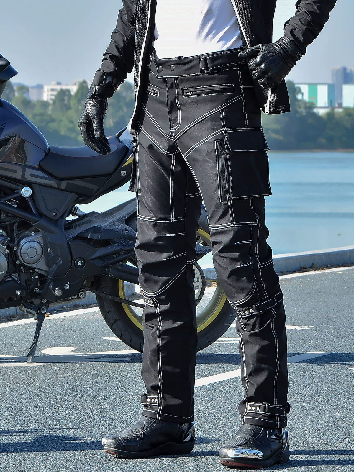 Strong & Multi-Pocket Pants Biker Gear